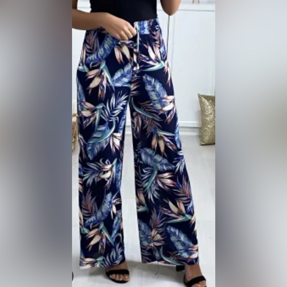 Tropical Print Wide-Leg Pants